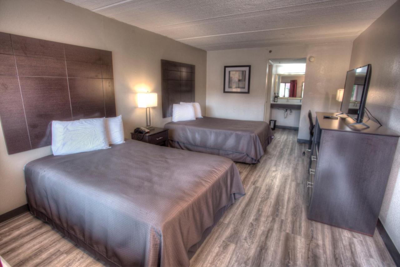 Budgetel Inn&suites 3*