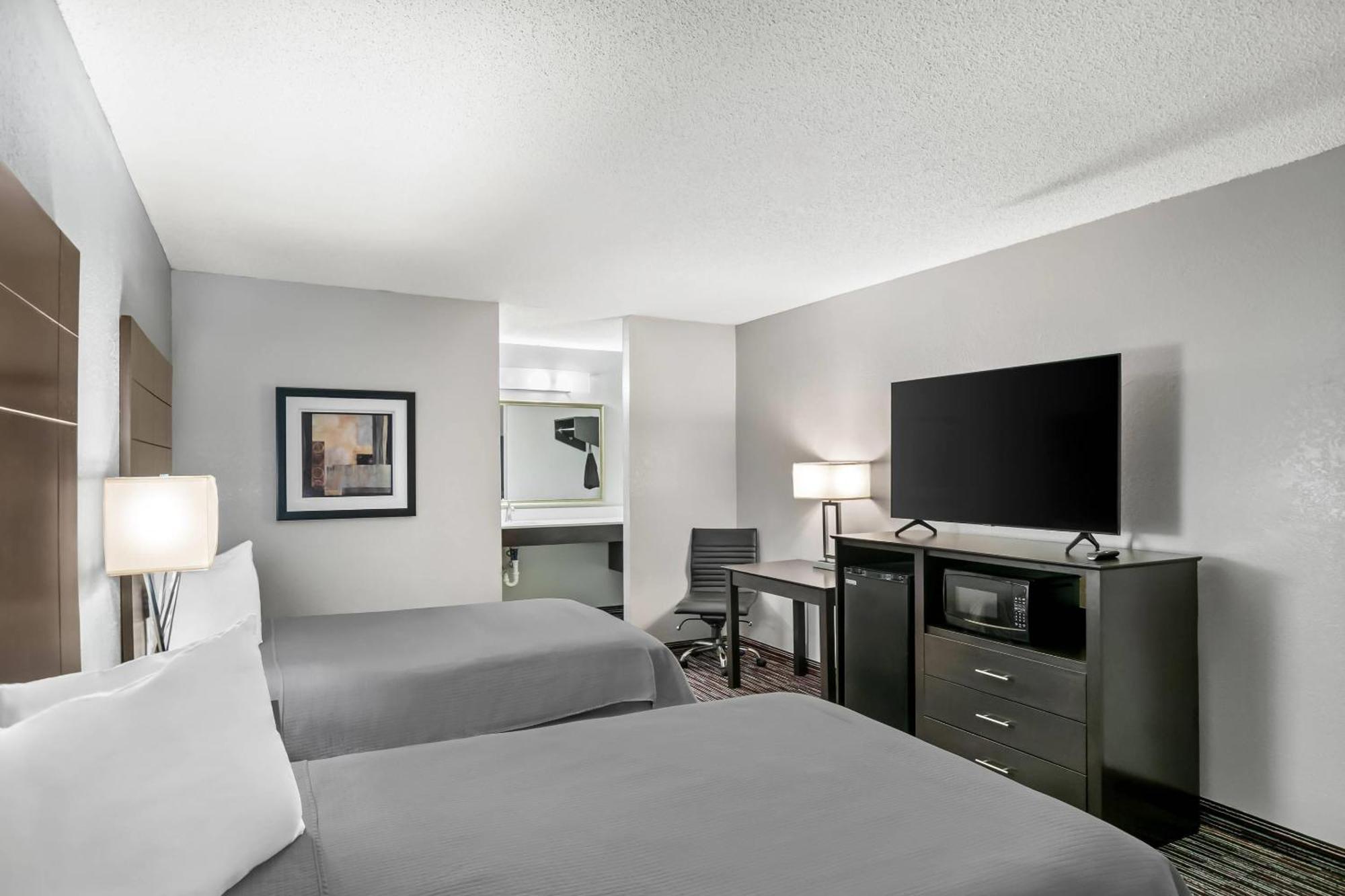 Budgetel Inn&suites Helen